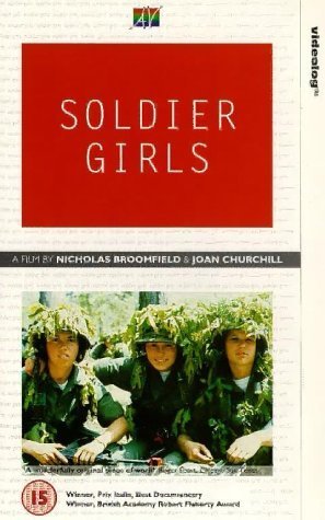 Фото - Девушки-солдаты: 297x475 / 36 Кб