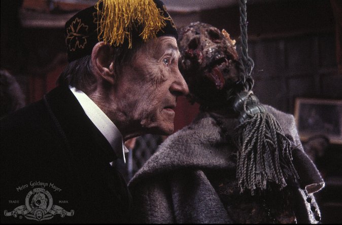 Фото - Дом длинных теней: 674x444 / 59 Кб