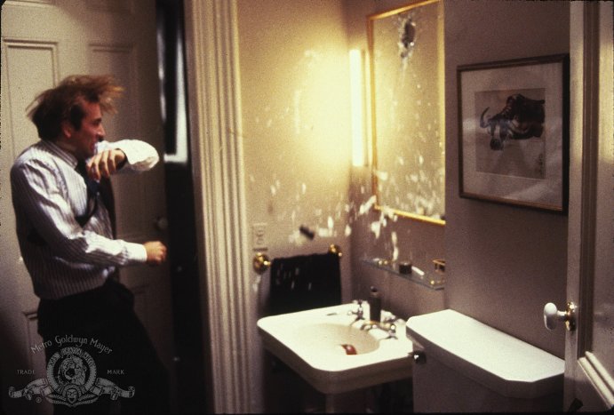 Фото - Поцелуй вампира: 691x467 / 59 Кб