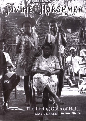 Фото - Божественные всадники: Живые боги Гаити: 358x500 / 58 Кб