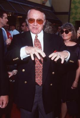 Фото - Бейскетбол: 270x400 / 18 Кб