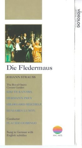 Фото - Летучая мышь: 262x475 / 17 Кб