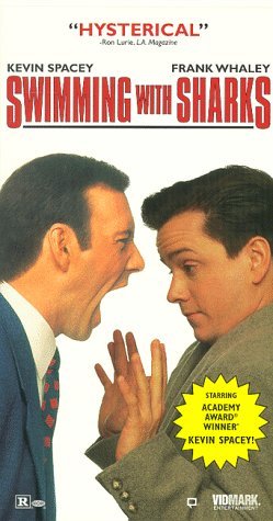 Фото - Среди акул: 249x475 / 33 Кб