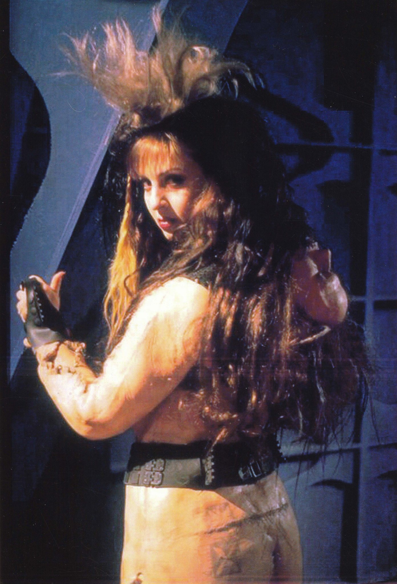 Фото - Лексс: 1392x2048 / 455 Кб