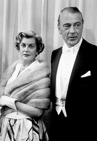 Фото - 30-я церемония вручения премии «Оскар»: 310x450 / 29 Кб