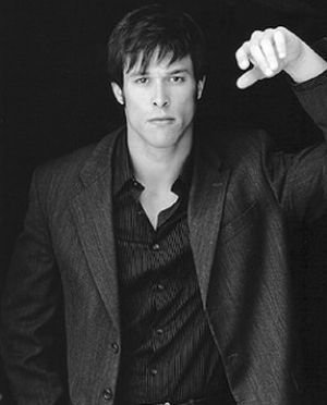 Фото - Убийственный удар: 300x372 / 16 Кб