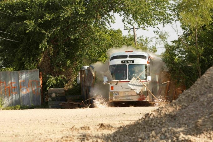 Фото - Скорость: У последней черты: 683x456 / 100 Кб