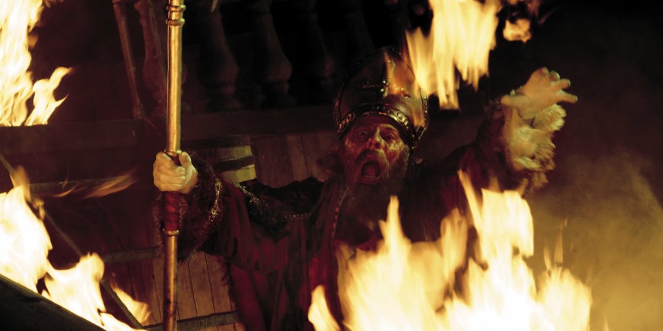 Фото - Кровавый Санта: 961x481 / 62 Кб