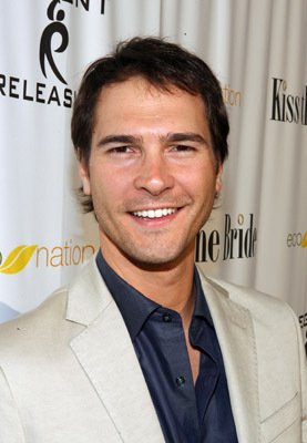 Фото - Поцелуй невесту: 277x400 / 23 Кб