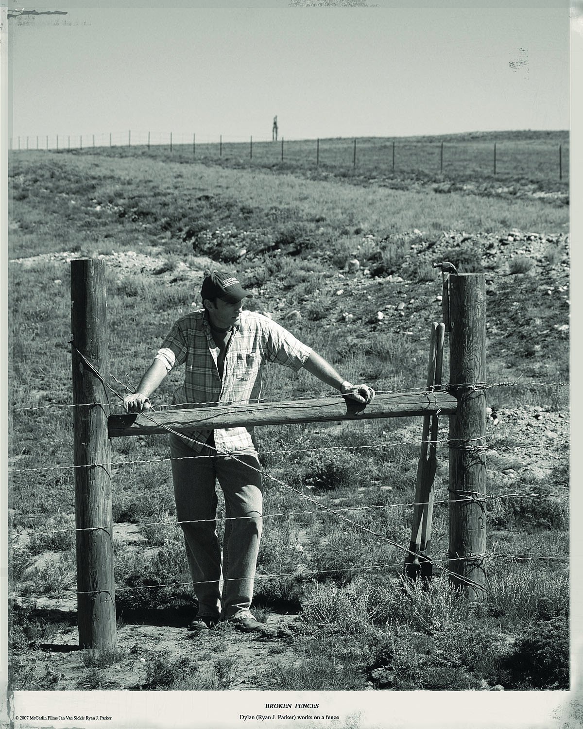 Фото - Сломанные заборы: 1200x1500 / 493 Кб