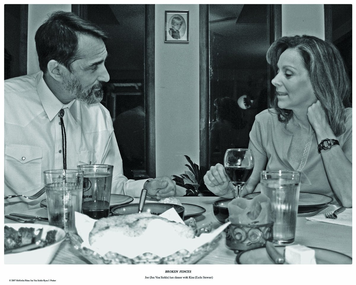 Фото - Сломанные заборы: 1200x960 / 205 Кб