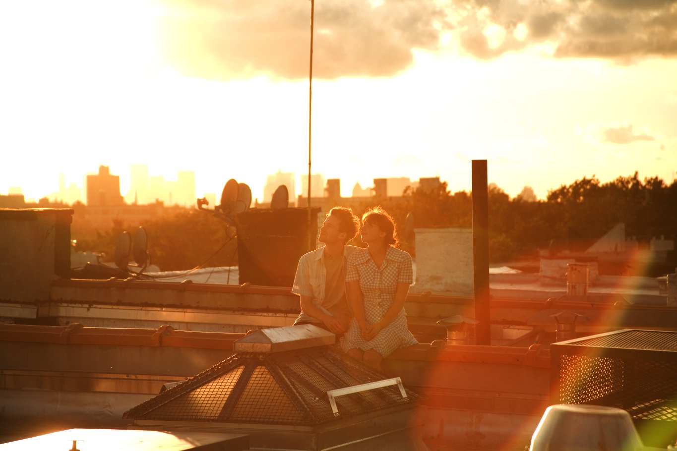 Фото - Взрывная девушка: 1365x910 / 121 Кб