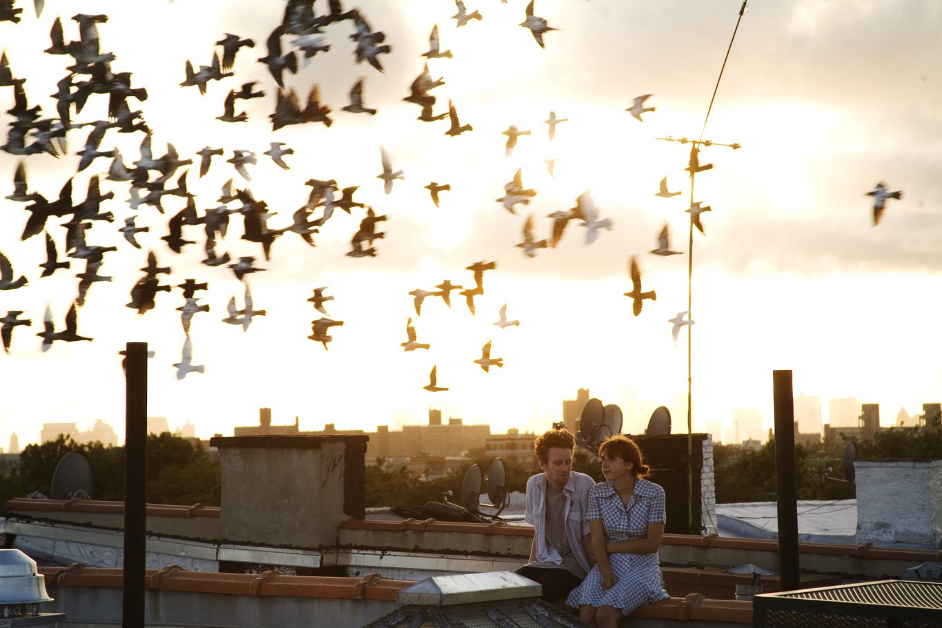 Фото - Взрывная девушка: 1365x910 / 165 Кб