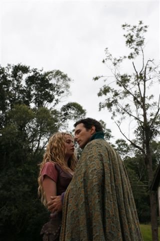 Фото - Красавица и чудовище: 320x480 / 34 Кб