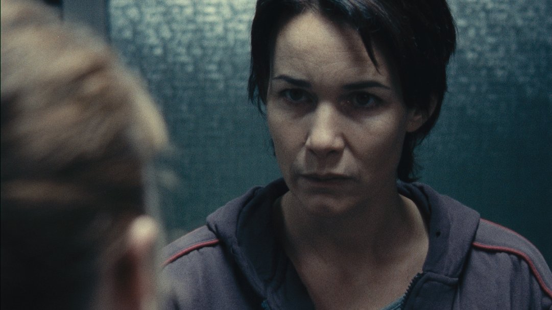 Фото - Нелегал: 1081x608 / 90 Кб