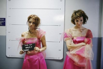 Фото - Месть подружек невесты: 427x285 / 24 Кб