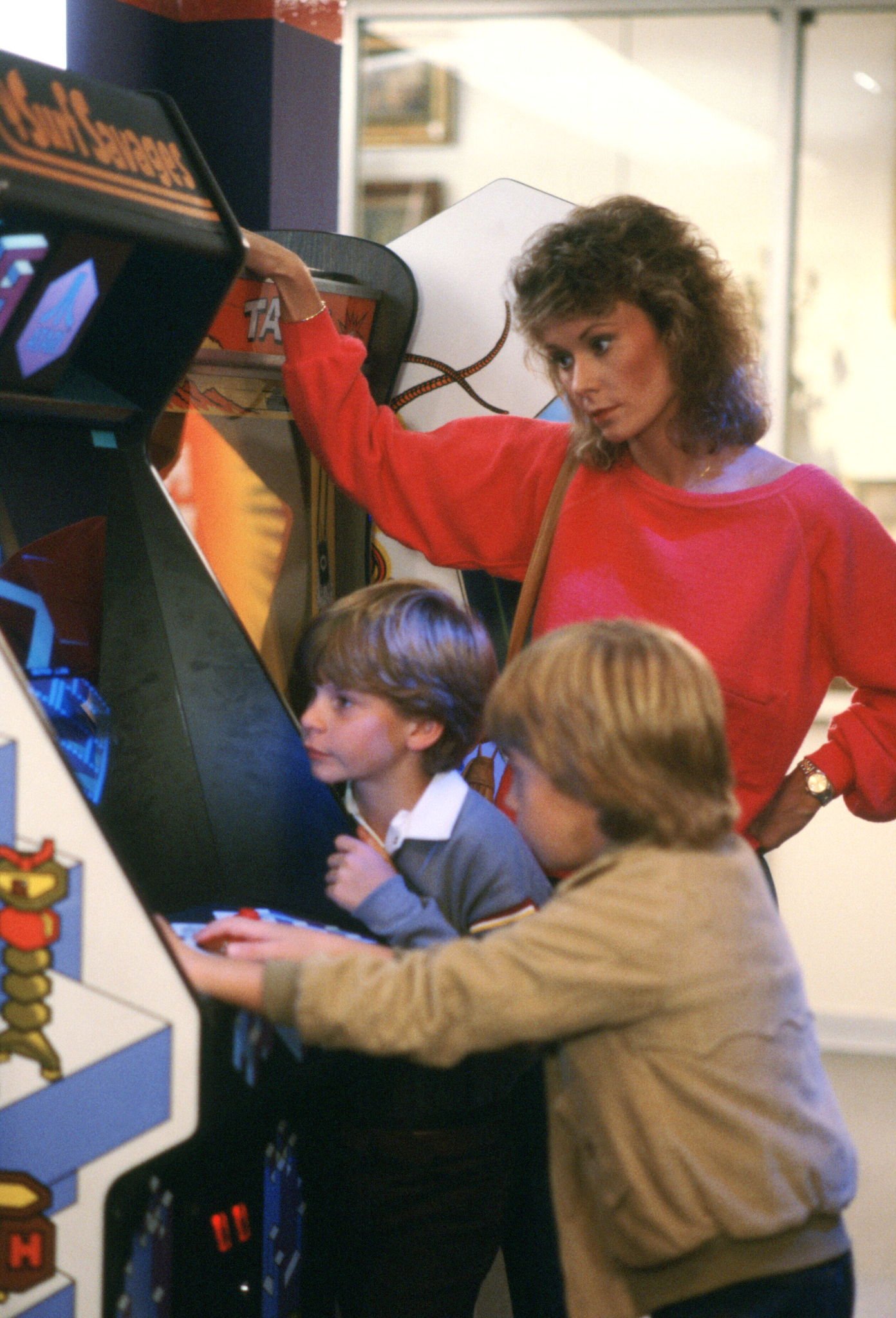 Фото - "Scarecrow and Mrs. King": 1392x2048 / 387 Кб