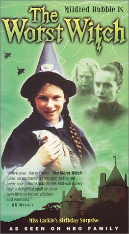 Фото - "The Worst Witch": 263x475 / 37 Кб