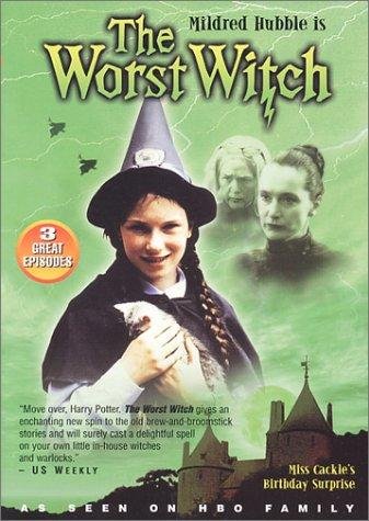 Фото - "The Worst Witch": 337x475 / 48 Кб