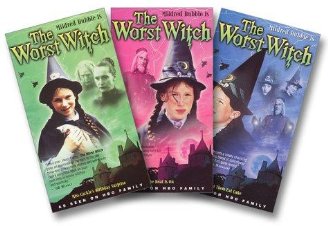 Фото - "The Worst Witch": 328x226 / 24 Кб