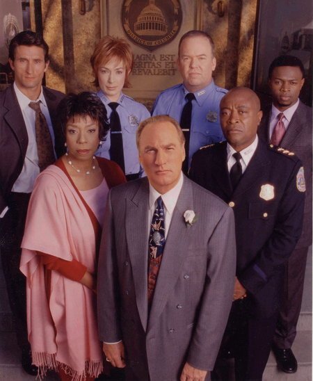 Фото - "The District": 450x548 / 50 Кб