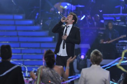 Фото - Американский идол: Поиск суперзвезды: 435x290 / 23 Кб