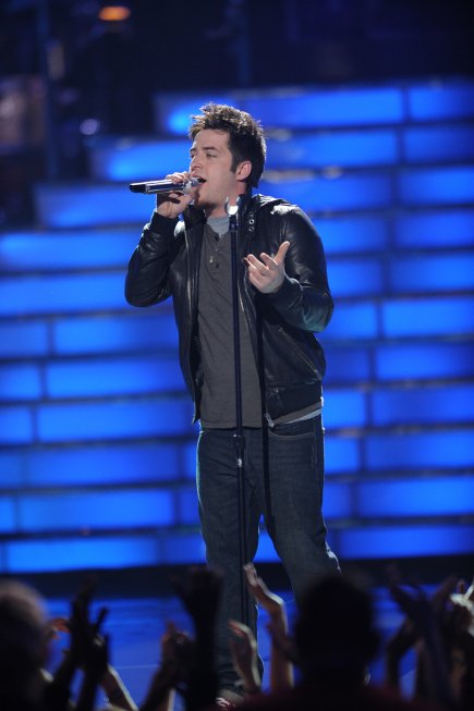 Фото - Американский идол: Поиск суперзвезды: 435x653 / 39 Кб