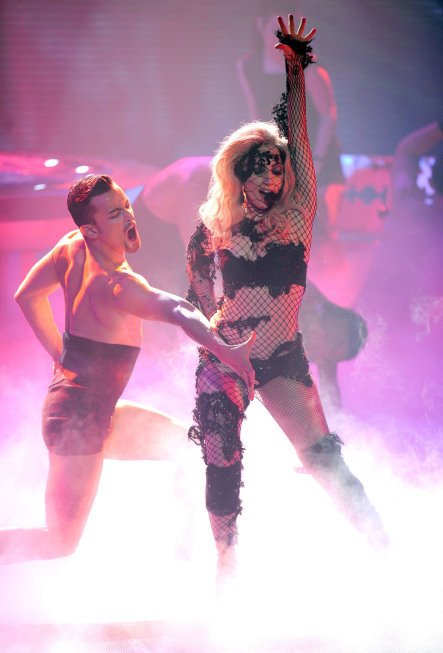 Фото - Американский идол: Поиск суперзвезды: 443x653 / 47 Кб