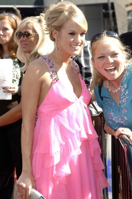 Фото - Американский идол: Поиск суперзвезды: 434x653 / 69 Кб