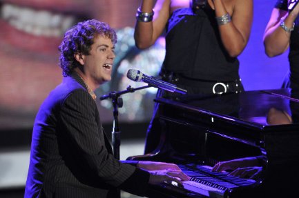 Фото - Американский идол: Поиск суперзвезды: 433x287 / 26 Кб