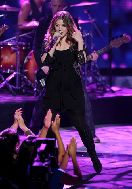 Фото - Американский идол: Поиск суперзвезды: 459x653 / 54 Кб