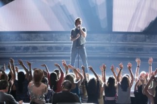 Фото - Американский идол: Поиск суперзвезды: 323x215 / 18 Кб