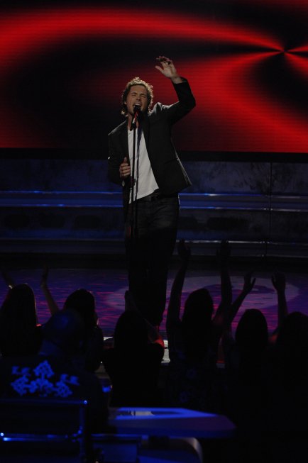 Фото - Американский идол: Поиск суперзвезды: 434x653 / 28 Кб