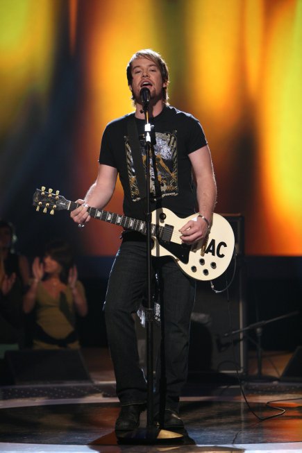 Фото - Американский идол: Поиск суперзвезды: 435x653 / 43 Кб