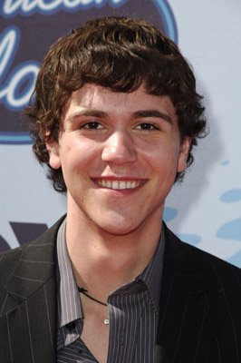 Фото - Американский идол: Поиск суперзвезды: 266x400 / 23 Кб