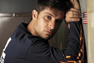 Фото - Спаси меня: 323x215 / 16 Кб