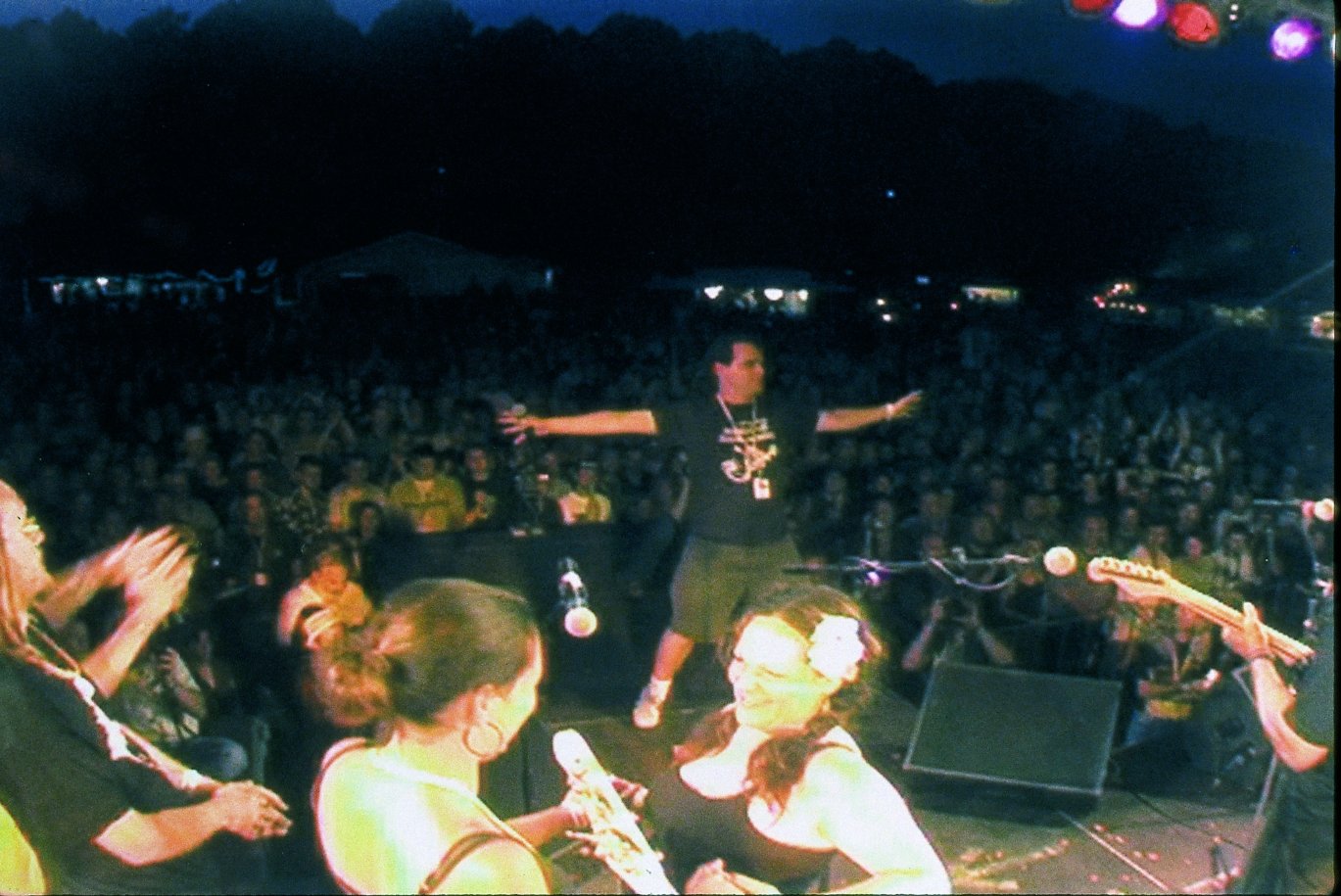 Фото - Школа рока: 1369x915 / 211 Кб