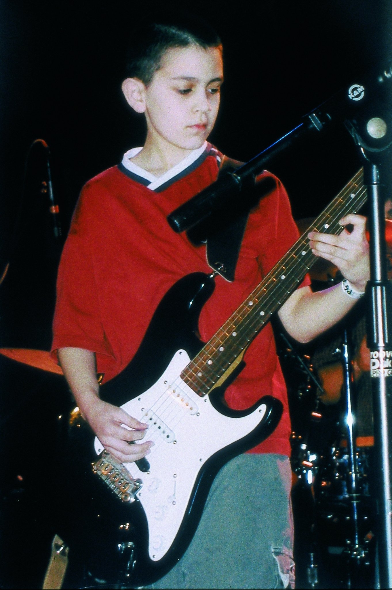 Фото - Школа рока: 1362x2048 / 394 Кб