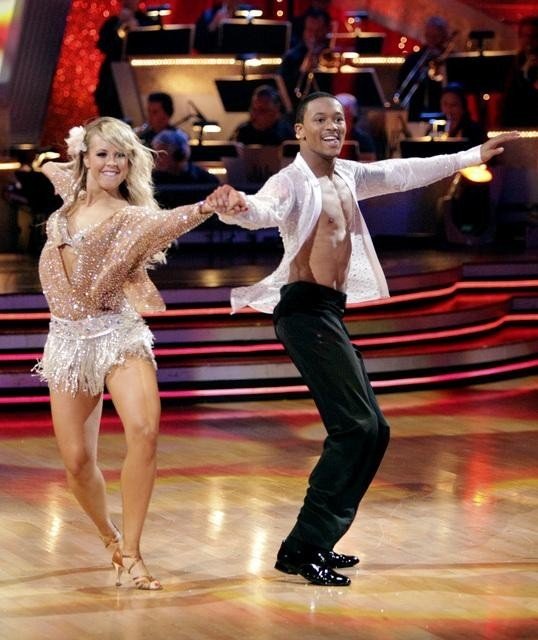 Фото - Танцы со звездами: 538x640 / 73 Кб