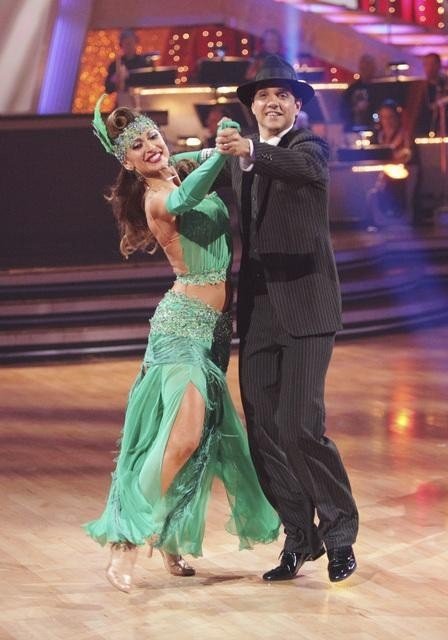 Фото - Танцы со звездами: 448x640 / 54 Кб