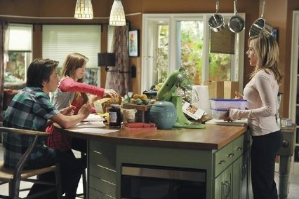 Фото - Необычная семья: 426x284 / 34 Кб