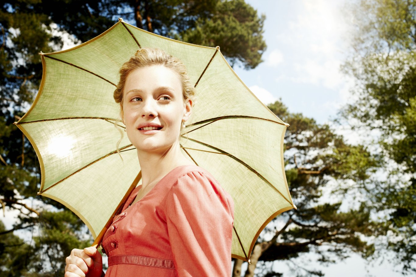 Фото - Эмма: 1365x910 / 235 Кб