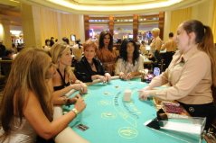 Фото - Настоящие домохозяйки Нью-Джерси: 239x159 / 14 Кб