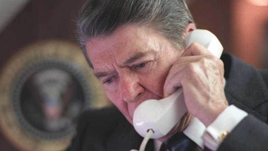 Фото - Рейган: 904x509 / 52 Кб