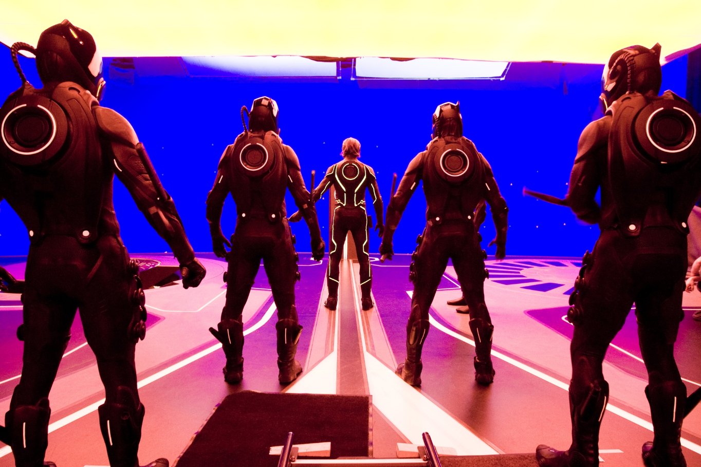 Фото - Трон: Наследие: 1364x908 / 192 Кб