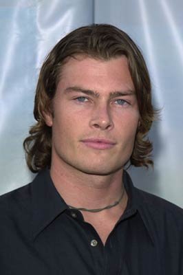 Фото - По ту сторону Солнца: 266x400 / 16 Кб