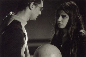 Фото - Сломанные крылья: 326x219 / 13 Кб