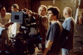 Фото - Сломанные крылья: 325x218 / 19 Кб