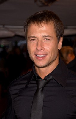 Фото - Нашествие варваров: 256x400 / 15 Кб