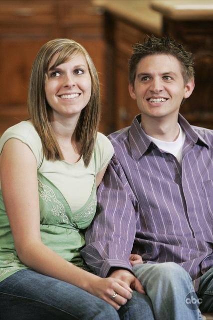 Фото - Here Come the Newlyweds: 427x640 / 56 Кб